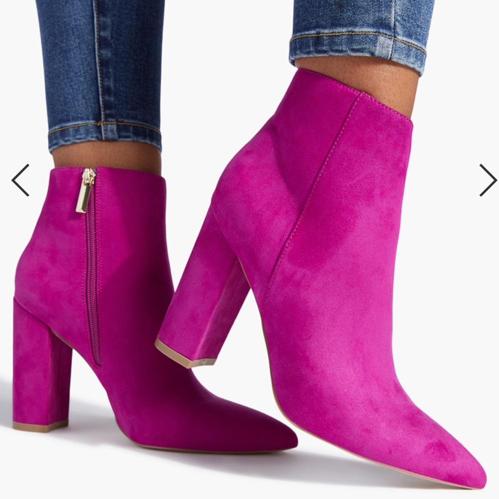 Minda Block-Heel Bootie